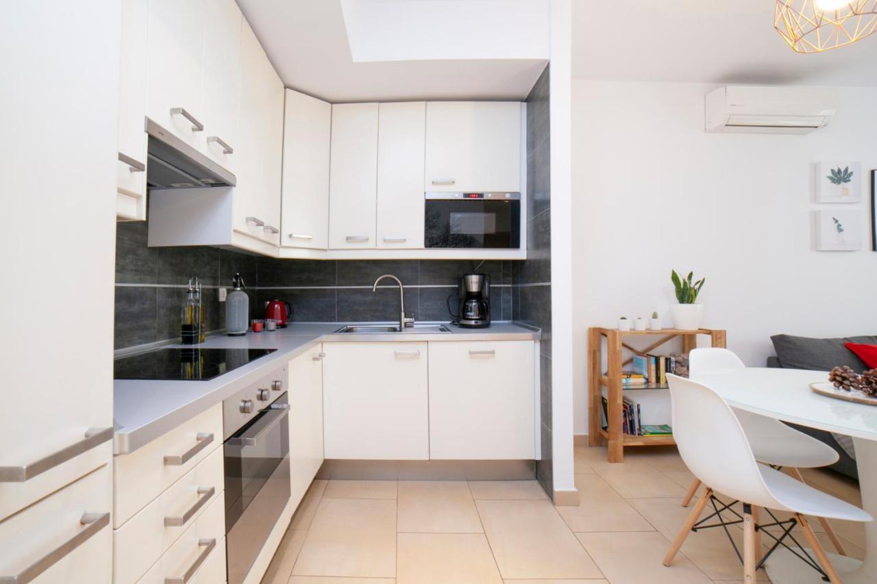Alohamundi San Julian Apartment Севиля Екстериор снимка